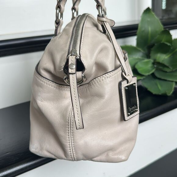 Tignanello Genuine Leather Satchel Tote Handbag Neutral Beige Soft Luxurious - Picture 2 of 9